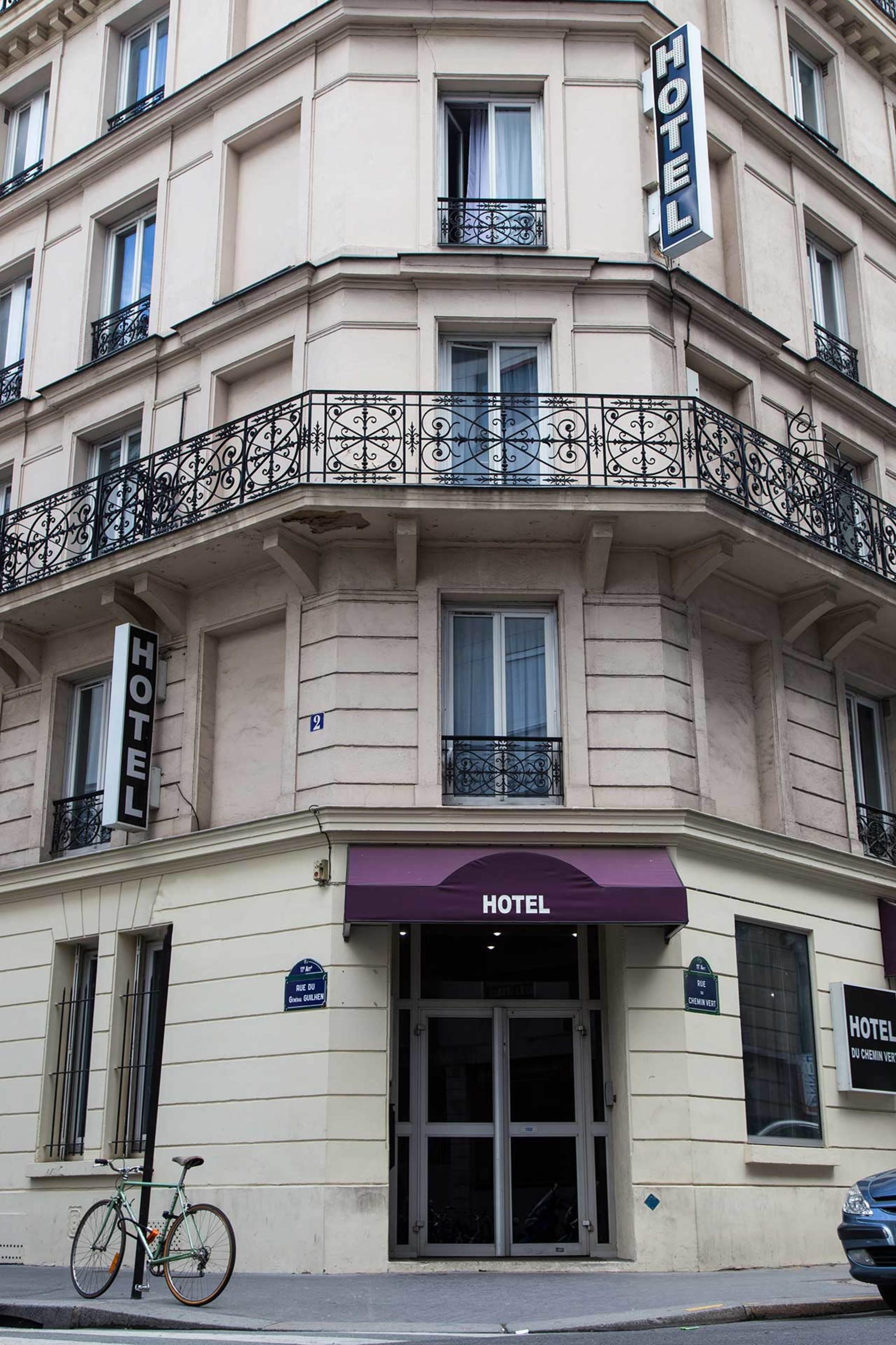 Hotel Du Chemin Vert Paris Exterior photo