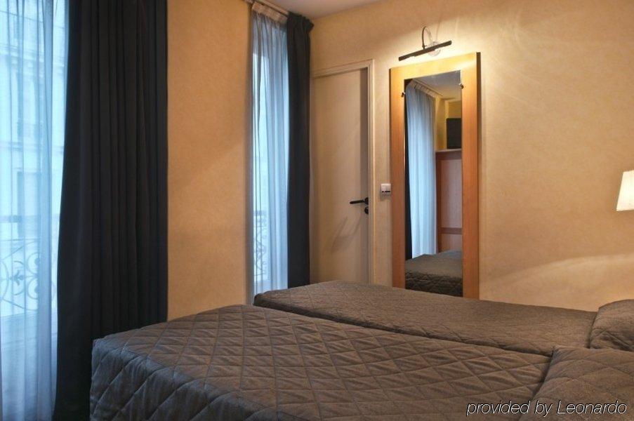 Hotel Du Chemin Vert Paris Exterior photo